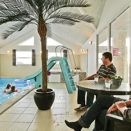 Luksus-poolhus L21 Holiday home