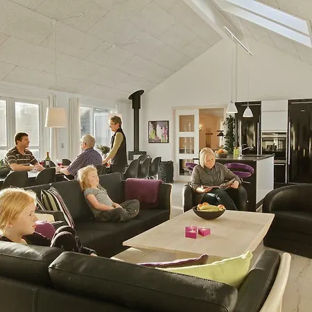 Luksus-poolhus L21 Holiday home *