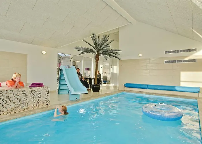 Дом отдыха Luksus-poolhus L21 Harboor