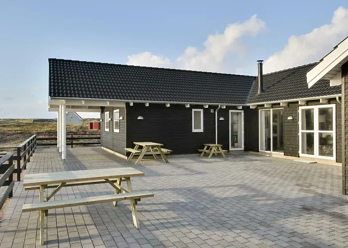 Дом отдыха Luksus-poolhus L21 Harboor