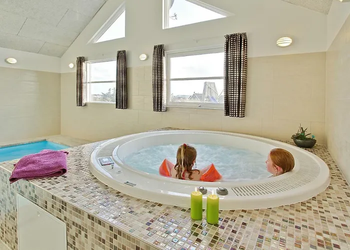 Дом отдыха Luksus-poolhus L21 *